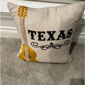 En vogue, Texas guitar pillow, 18 by 18.